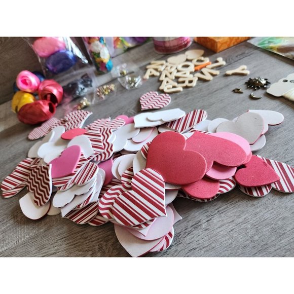 3D Lot Scrapbook Embellishments Ribbons Petals Feathers Flowers Retired NEW #49 - Picture 14 of 14